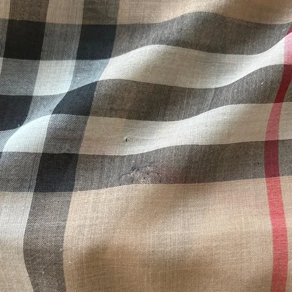Burberry Beige and Black Check Scarf - Picture 3 of 6